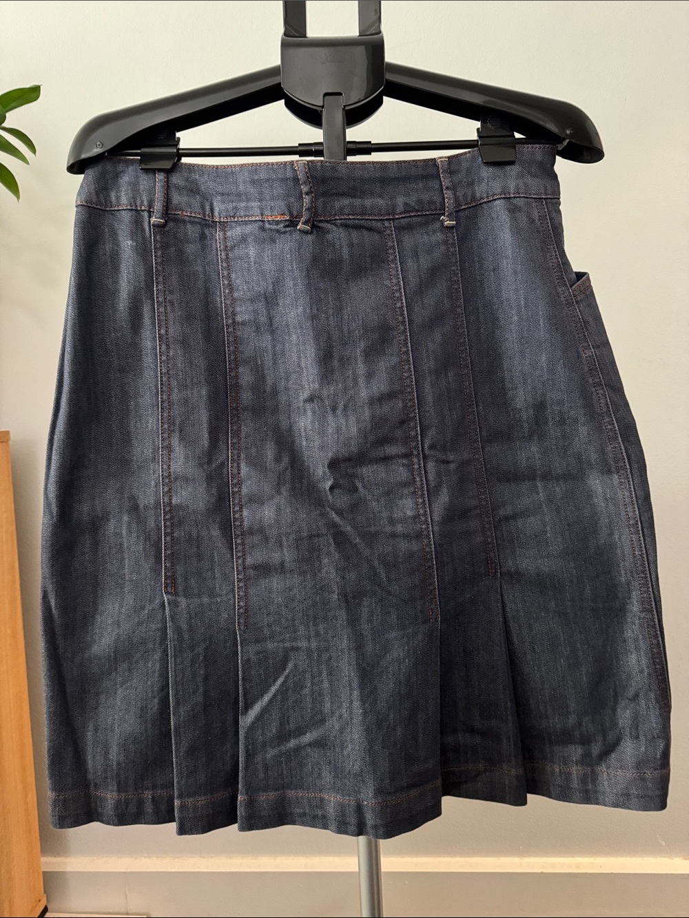 Tristan Dark Wash Denim Paneled Skirt With Pleated Back Size XL - Picture 3 of 7